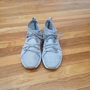 Adidas Women's  Quesa Running Shoes Clear Brown  Size 9 Adidas